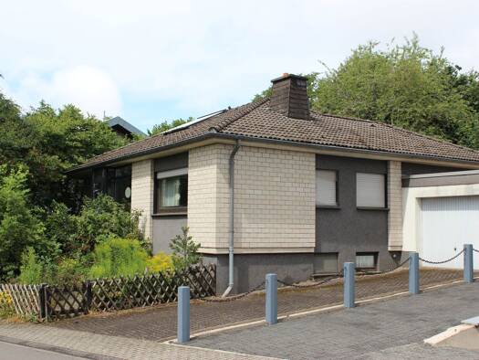 Haus zum Kauf 249.000 € 3 Zimmer 114 m² 856 m² Grundstück frei ab sofort Daleiden 54689