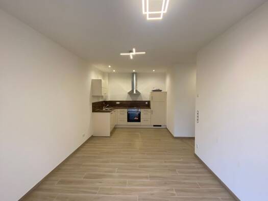 Wohnung zur Miete 680 € 2 Zimmer 57 m² Geschoss 1/2 frei ab 01.06.2026 Ehrenbürgstraße 10 Reuth Forchheim 91301