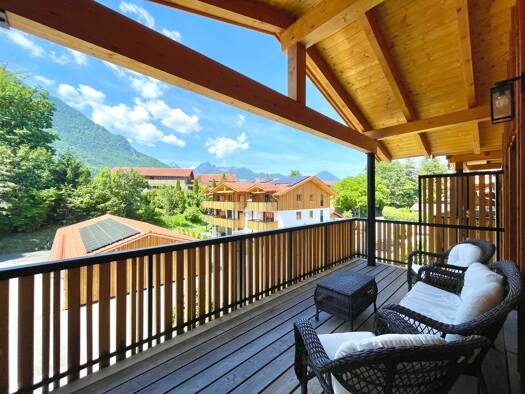 Terrassenwohnung zur Miete 1.290 € 2 Zimmer 60 m² Geschoss 1/2 frei ab 01.09.2026 Flintsbach Flintsbach am Inn 83126