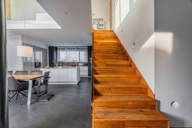 Einfamilienhaus zum Kauf 1.150.000 € 8 Zimmer 253 m² 563 m² Grundstück Böfingen - Nord Ulm 89075