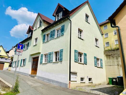 Wohnung zur Miete 490 € 2,5 Zimmer 47 m² frei ab sofort Obere Stadtmauerstraße Gräfenberg Gräfenberg 91322