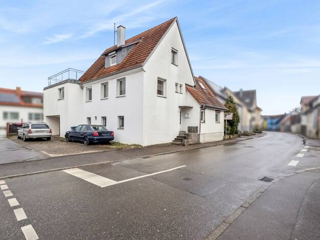 Mehrfamilienhaus zum Kauf 549.000 € 8 Zimmer 233,1 m² 281 m² Grundstück Beutelsbach Weinstadt 71384