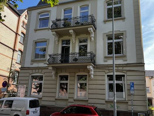 Haus zum Kauf 663,4 m² 800 m² Grundstück Marburg Marburg 35037