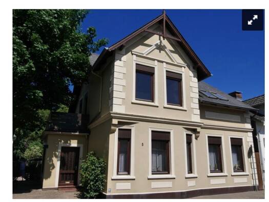 Villa zur Miete 2.100 € 6 Zimmer 190 m² 455 m² Grundstück frei ab 01.08.2026 Uetersen 25436