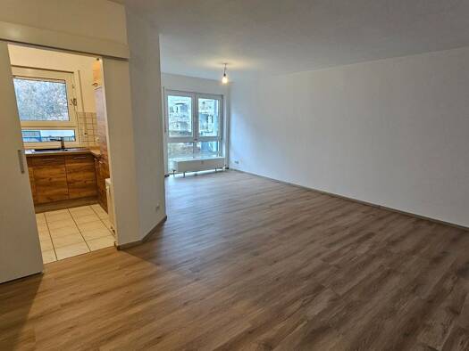 Wohnung zur Miete 1.200 € 3 Zimmer 74 m² Geschoss 1/4 frei ab sofort Fauerbacher Straße 37 Friedberg 61169