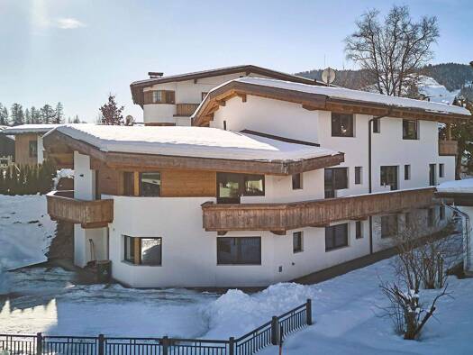Haus zum Kauf 2.225.000 € 15 Zimmer 317,7 m² 775 m² Grundstück frei ab sofort Seefeld 6100