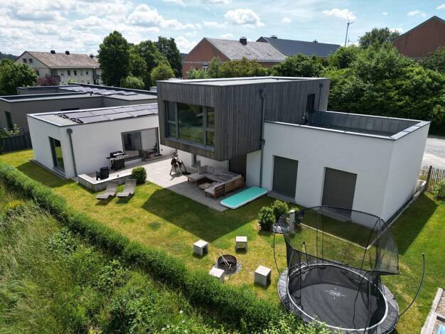 Einfamilienhaus zum Kauf 695.000 € 6,5 Zimmer 159 m² 1.001 m² Grundstück Naila Naila 95119
