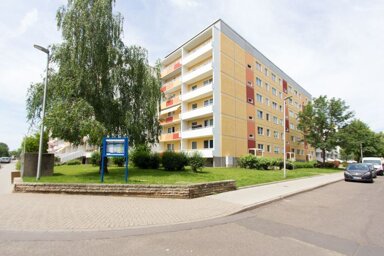 Wohnung zur Miete 419 € 3 Zimmer 69,9 m² 4. Geschoss Johannes-Göderitz-Straße 69 Gneisenauring Magdeburg,4. Etage rechts 39130