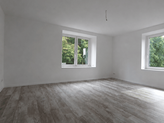 Wohnung zur Miete 613 € 3 Zimmer 76,6 m² Geschoss 1/3 frei ab 01.10.2026 Hainstraße 5 Limbach-Oberfrohna 09212