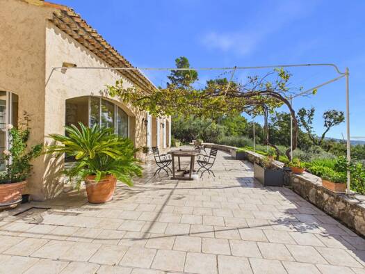 Einfamilienhaus zum Kauf 1.095.000 € 6 Zimmer 189 m² 3.394 m² Grundstück Cabris 06530