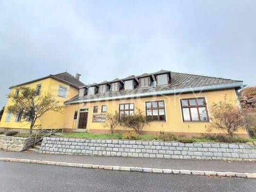 Mehrfamilienhaus zum Kauf 298.000 € 6 Zimmer 196 m² 759 m² Grundstück Liebenau 4252