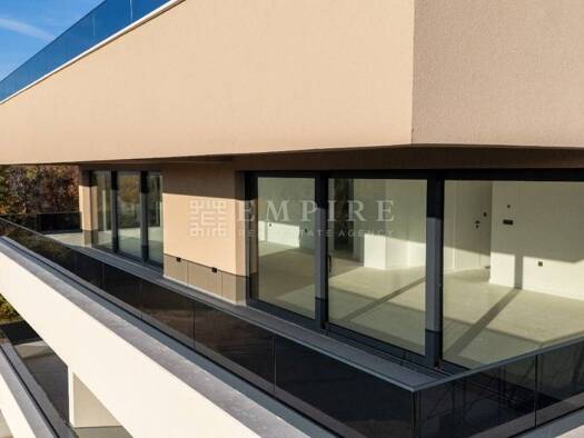 Wohnung zum Kauf 520.000 € 5 Zimmer 181 m² 2. Geschoss Porec Luka