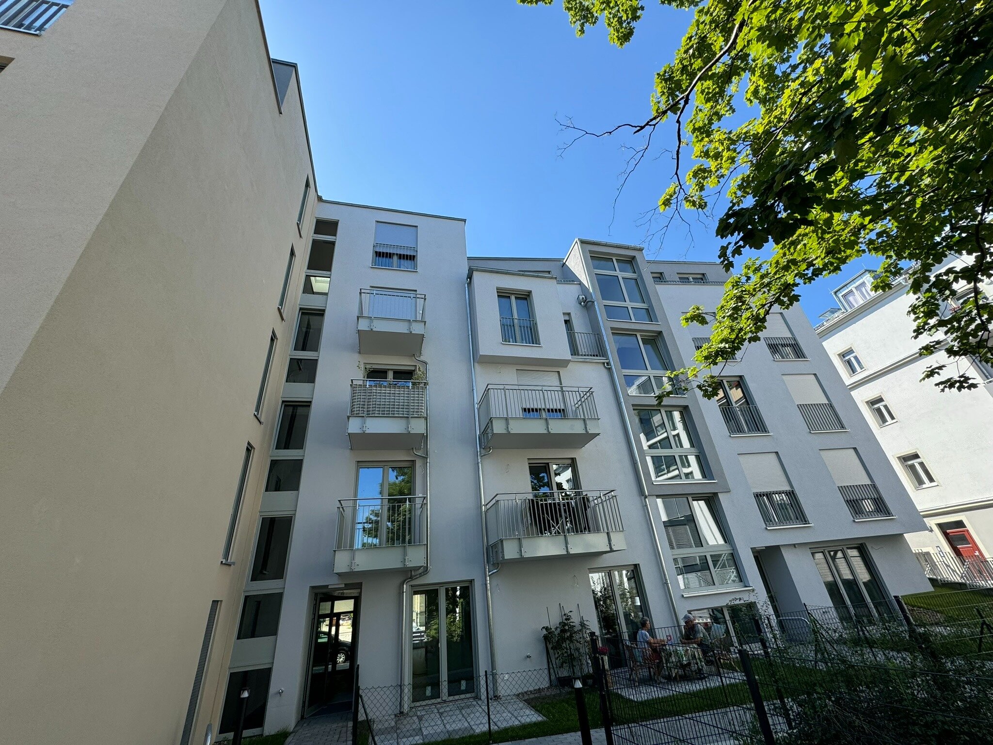 Apartment zum Kauf 340.000 € 2 Zimmer 56,8 m²<br/>Wohnfläche 1.<br/>Geschoss ab sofort<br/>Verfügbarkeit Löbtau-Süd (Schillingstr.) Dresden 01159