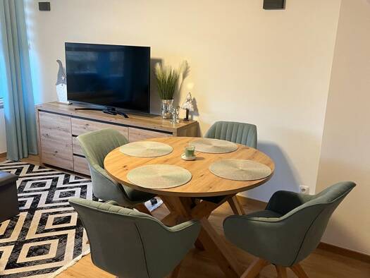 Wohnung zur Miete 1.250 € 1 Zimmer 42 m² Geschoss 3/4 frei ab 06.04.2026 Lohhof Unterschleißheim 85716