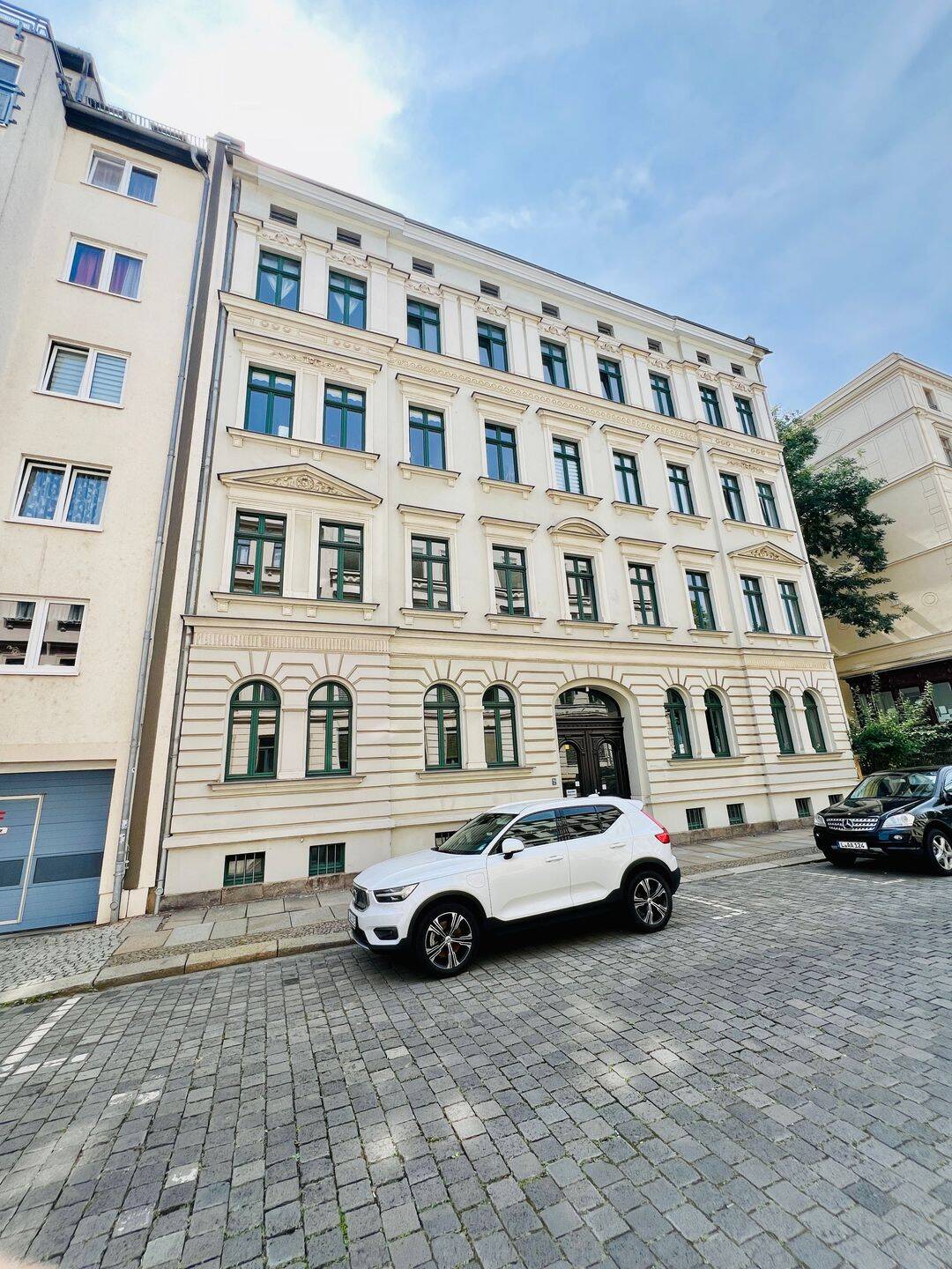 Property thumbnail 2