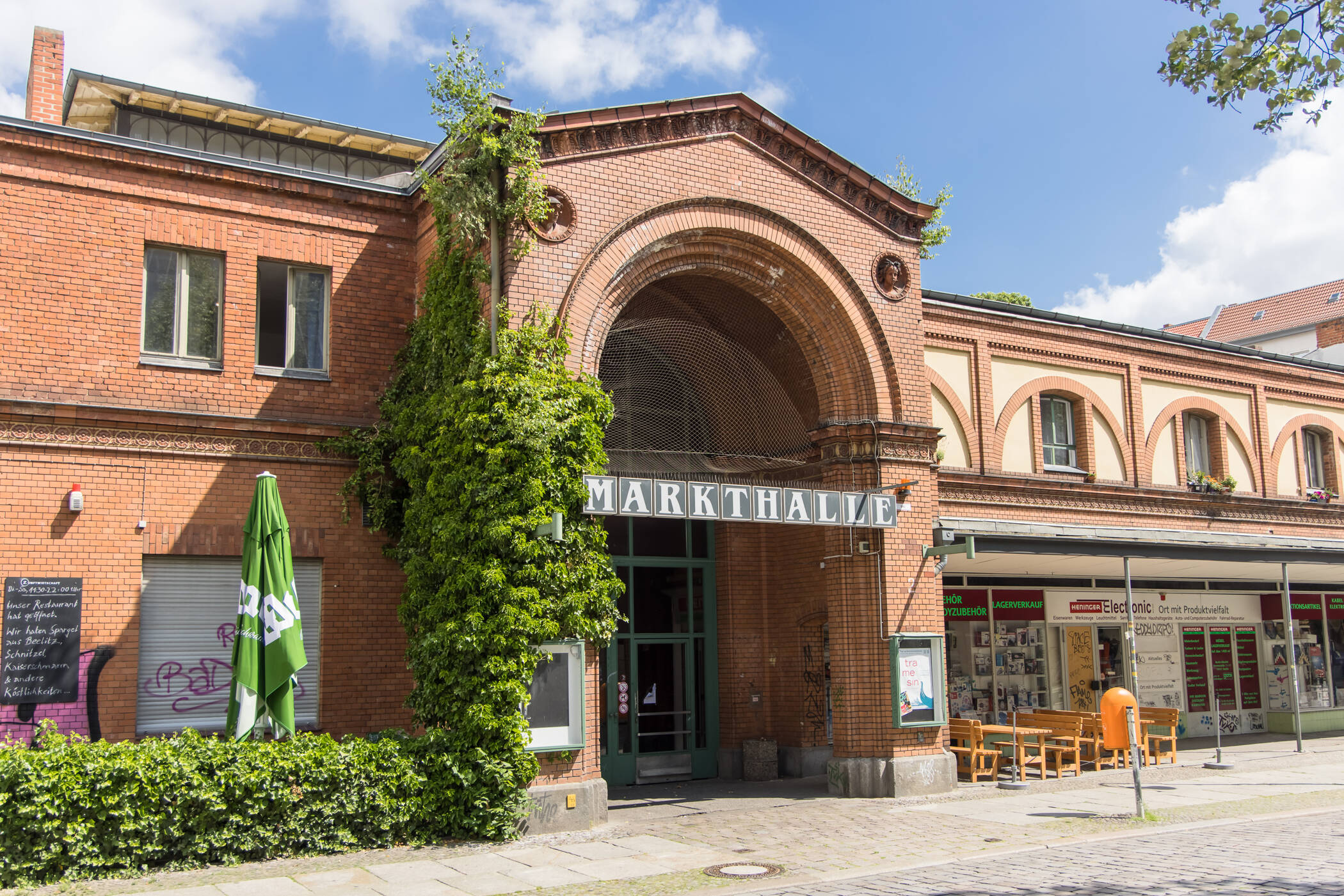 Erstbezug nach individueller Sanierung: Stuck-Altbau mit Tiergarten Blick - provisionsfrei - – Lüneburger Straße 28, 10557 Berlin – Vorschaubild 30