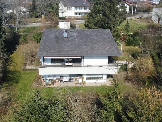 Haus zum Kauf 1.400.000 € 7 Zimmer 205 m² 1.215 m² Grundstück frei ab sofort Lörrach 79540