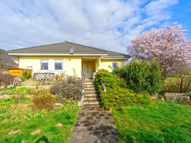 Haus zum Kauf 320.000 € 3 Zimmer 95 m² 598 m² Grundstück Weikersdorf am Steinfelde 2722