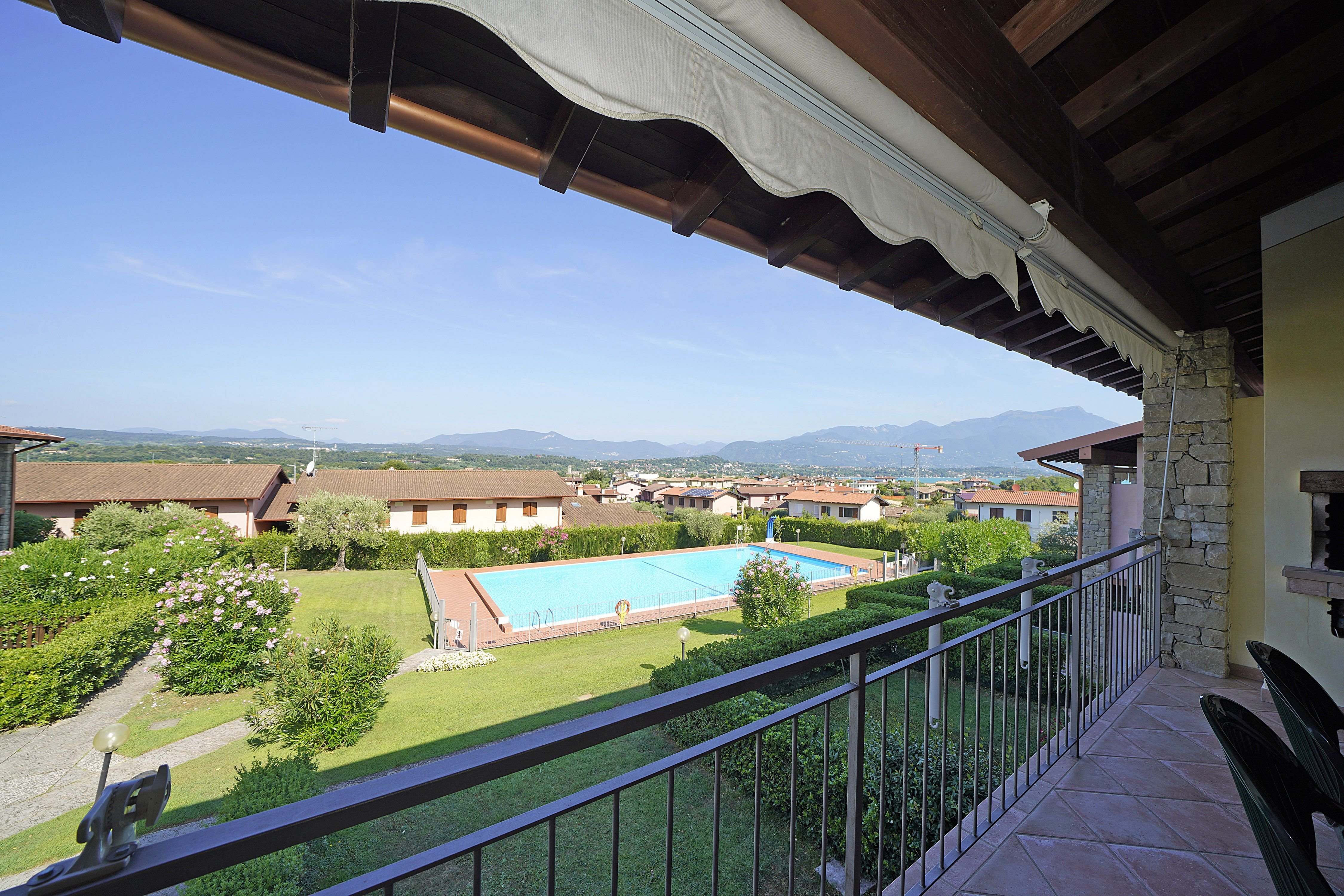 Studio zum Kauf 300.000 € 3 Zimmer 62 m²<br/>Wohnfläche 1.<br/>Geschoss ab sofort<br/>Verfügbarkeit Via degli Alpini Manerba del Garda