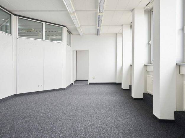 Bürofläche zur Miete 7 € 20,6 m² Bürofläche Werner-von-Siemens-Straße 2 Pfungstadt 64319