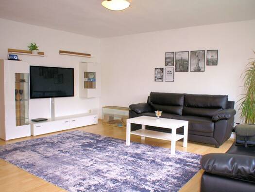 Wohnung zum Kauf 130.000 € 3 Zimmer 76,4 m² EG Schönenberg Ruppichteroth 53809