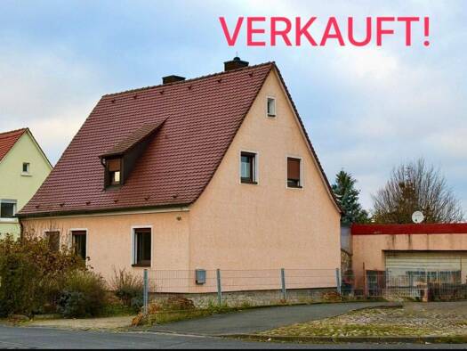 Einfamilienhaus zum Kauf 309.000 € 4 Zimmer 95 m² 710 m² Grundstück frei ab sofort Südtiroler Straße 25 Kitzingen 97318