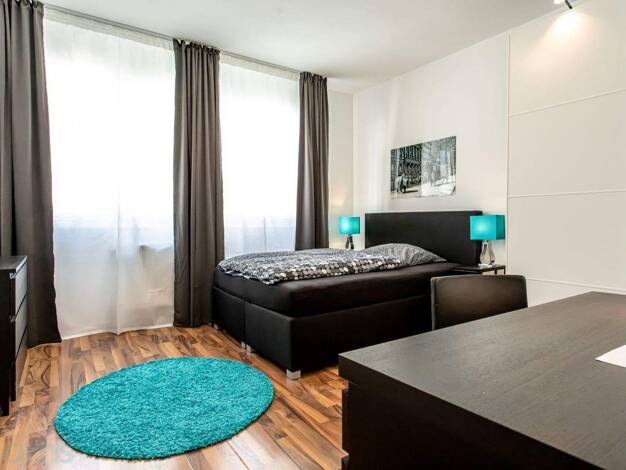 WG-Zimmer zur Miete Wohnen auf Zeit 500 € 19 m² 2. Geschoss frei ab 31.03.2026 Elbestraße 00 2.OGli Bahnhofsviertel Frankfurt am Main 60329