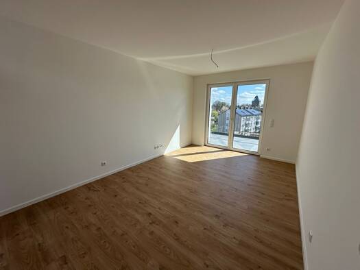 Wohnung zur Miete - Erstbezug 1.121 € 3 Zimmer 80,1 m² 4 Geschosse frei ab sofort Innenstadt Euskirchen 53879