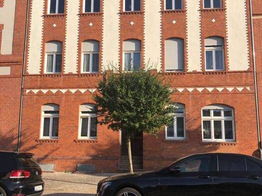 Wohnung zur Miete 293 € 1 Zimmer 45 m² 4 Geschosse frei ab 01.10.2026 Stendal Stendal 39576