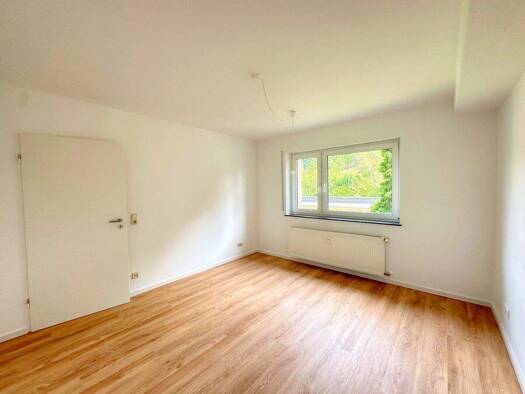 Wohnung zur Miete 560 € 2 Zimmer 37 m² frei ab 01.05.2026 Kronberg Kronberg im Taunus 61476