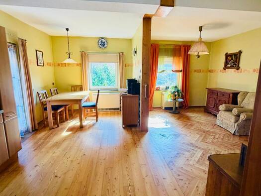 Einfamilienhaus zum Kauf 138.000 € 4 Zimmer 200 m² 180 m² Grundstück frei ab sofort Grabenstraße 8 Enkirch Enkirch 56850