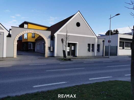 Praxis zur Miete 3 Zimmer 91 m² Bürofläche Moosbrunn 2440