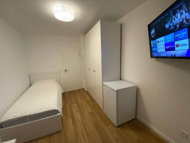 WG-Zimmer zur Miete Wohnen auf Zeit 550 € 24,2 m² EG Julius-Brecht-Straße 5 Bonames Frankfurt am Main 60433