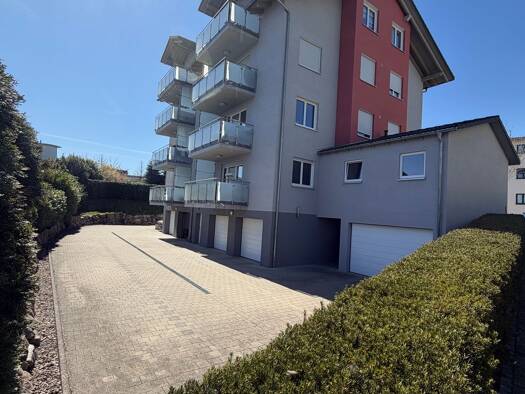 Mehrfamilienhaus zum Kauf provisionsfrei als Kapitalanlage geeignet 2.595.000 € 22 Zimmer 642 m² 801 m² Grundstück Eschenstraße 8 Waldshut Waldshut-Tiengen 79761