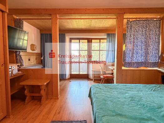 Wohnung zum Kauf 140.000 € 1 Zimmer 35 m² Bernhaupten Bergen 83346