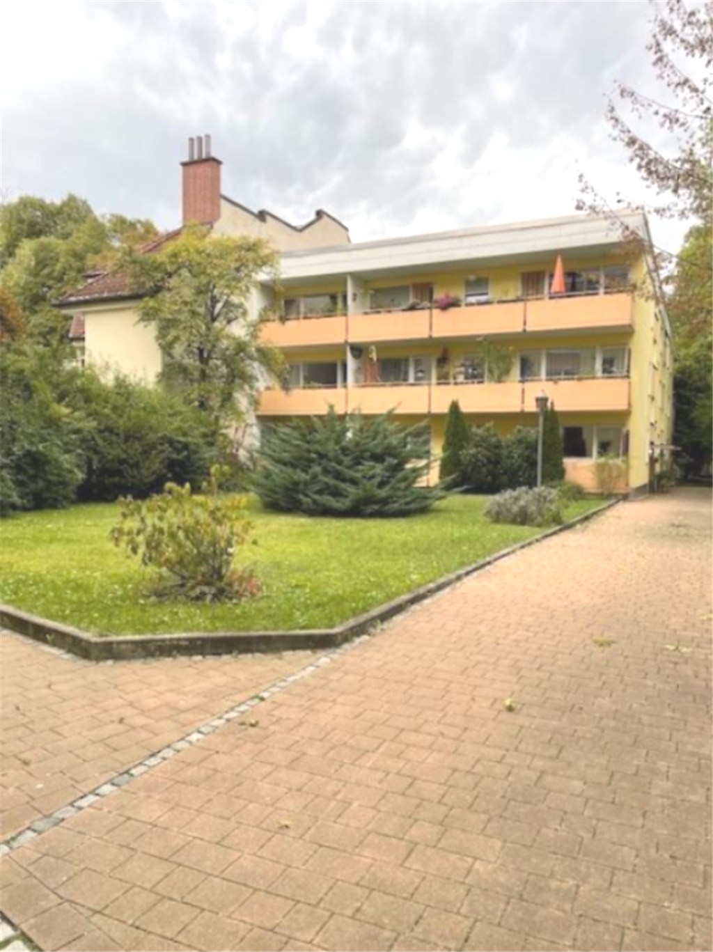 Wohnung zum Kauf 672.000 € 3 Zimmer 79 m²<br/>Wohnfläche 1.<br/>Geschoss Neuhausen München 80639