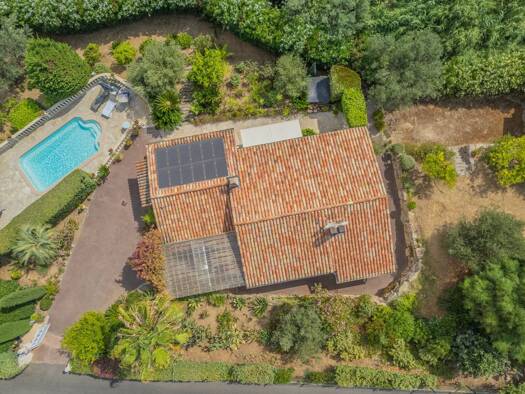 Villa zum Kauf 1.060.000 € 91,6 m² 1.600 m² Grundstück Sainte-Maxime 83120