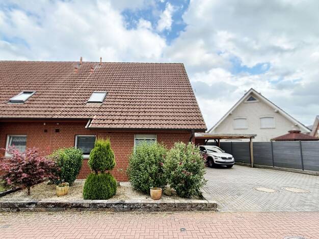 Doppelhaushälfte zum Kauf 249.000 € 4 Zimmer 108,7 m² 294 m² Grundstück Recke Recke 49509