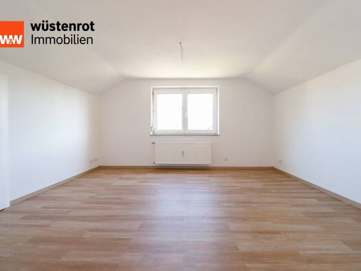 Wohnung zur Miete 480 € 3 Zimmer 70 m² Selb Selb 95100