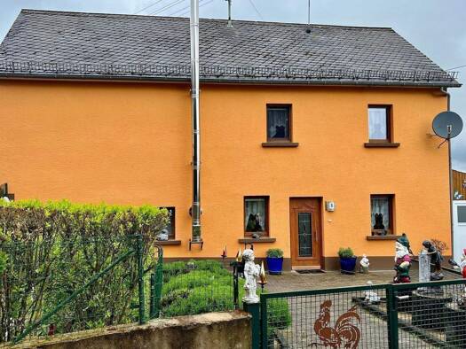 Einfamilienhaus zum Kauf 299.000 € 4 Zimmer 130 m² 4.165 m² Grundstück frei ab sofort Bommert Daleiden Daleiden 54689