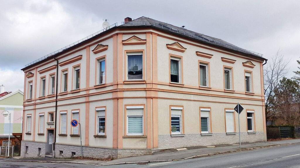 Mehrfamilienhaus zum Kauf als Kapitalanlage geeignet 565.000 € 15 Zimmer 456 m² 809 m² Grundstück Schleiz 07907