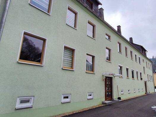 Wohnung zum Kauf 48.000 € 3 Zimmer 61 m² Leutenberg 07338