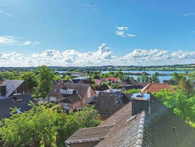 Einfamilienhaus zum Kauf 390.000 € 6 Zimmer 142 m² 653 m² Grundstück Plön 24306