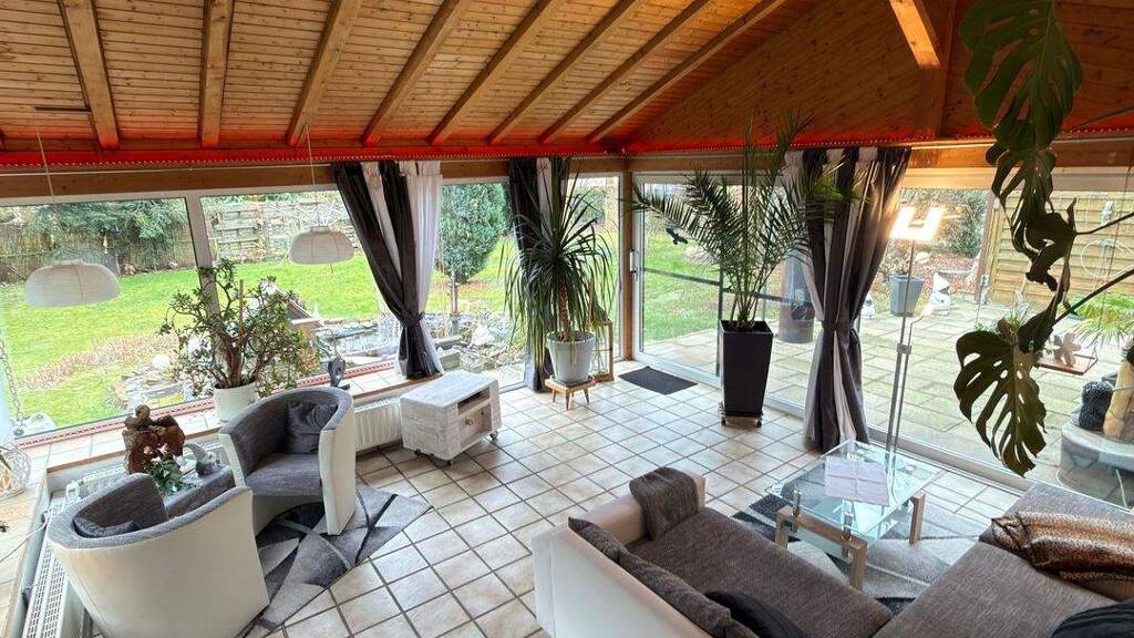 Mehrfamilienhaus zum Kauf 380.000 € 8 Zimmer 200 m² 980 m² Grundstück Wickede Wickede (Ruhr) 58739