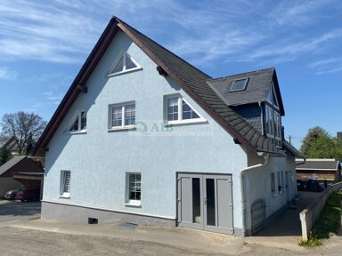 Mehrfamilienhaus zum Kauf 199.000 € 7 Zimmer 200 m² 556 m² Grundstück Hilmersdorf Wolkenstein 09429