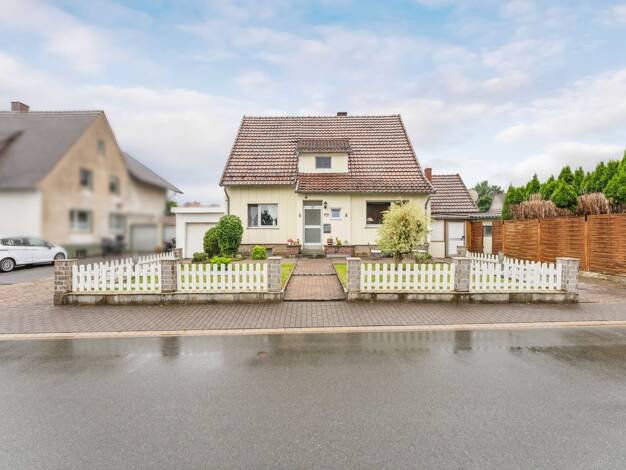 Einfamilienhaus zum Kauf 235.000 € 7 Zimmer 148 m² 907 m² Grundstück Willebadessen 34439