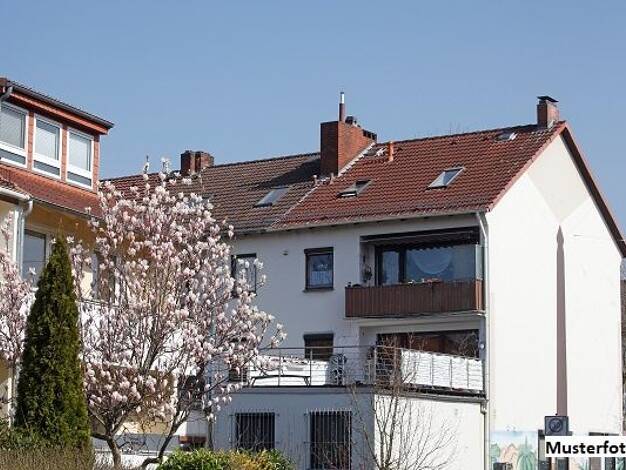 Mehrfamilienhaus zum Kauf 216.000 € 12 Zimmer 470 m² 3.047 m² Grundstück Holtensen Einbeck 37574