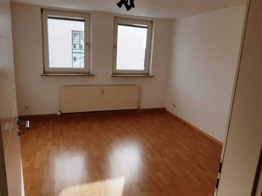Wohnung zur Miete 500 € 2 Zimmer 47 m² frei ab sofort Wiltmaisterstraße 1 Amberg 92224