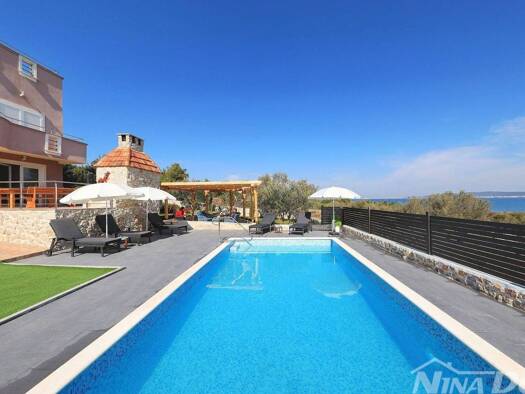 Villa zum Kauf 1.450.000 € 14 Zimmer 551 m² 1.243 m² Grundstück Pašman 23212