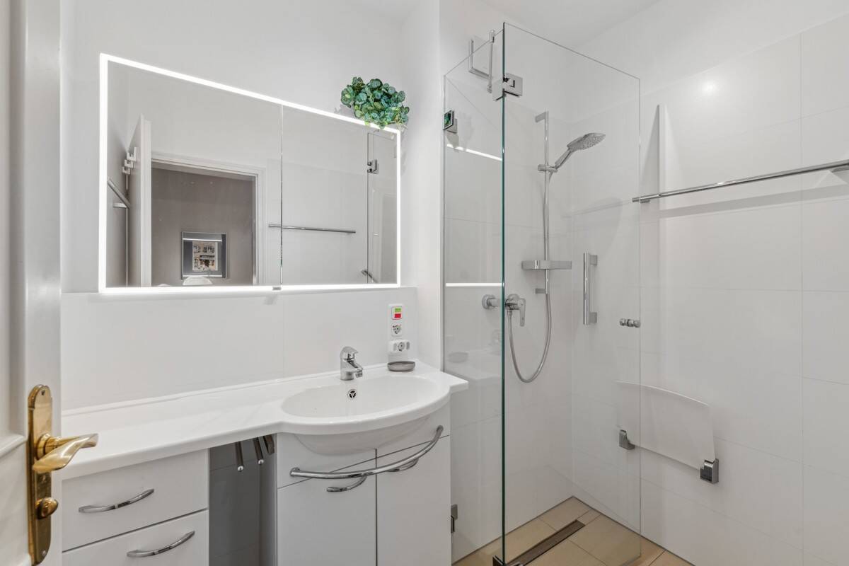 Property thumbnail 10